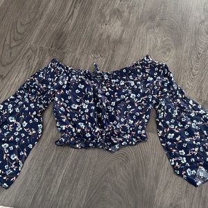 NWOT Floral navy and brown 3/4 sleeve top